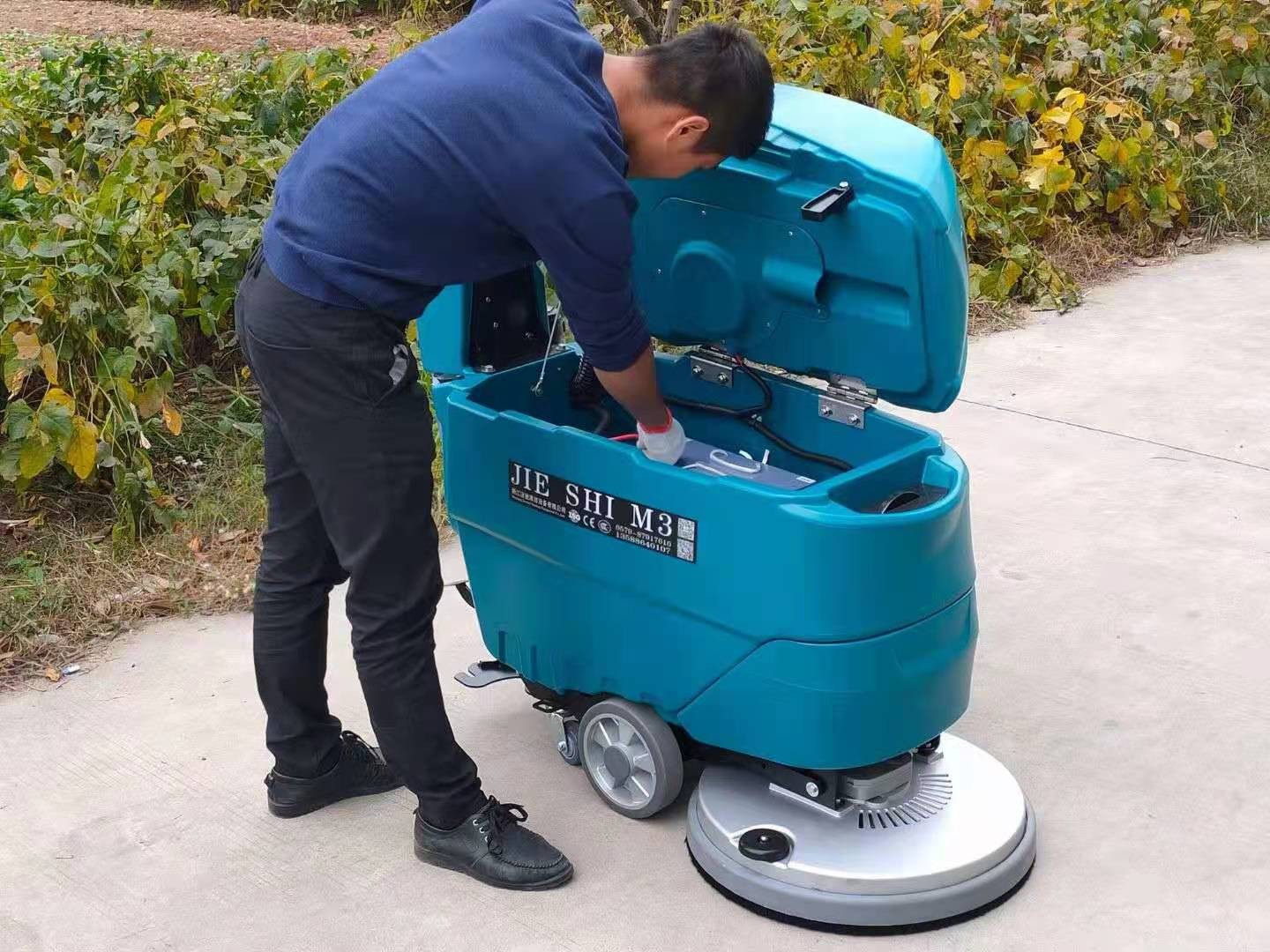 M3手推式电瓶夜色直播APP盒子下载_手推式洗地吸干机